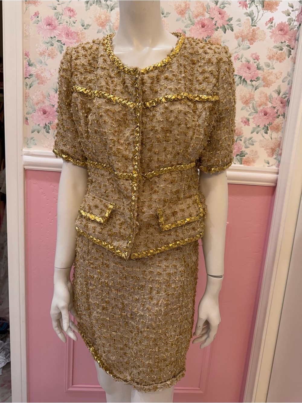 L'ATISTE Gold Tweed Short Sleeve Pencil Skirt Set